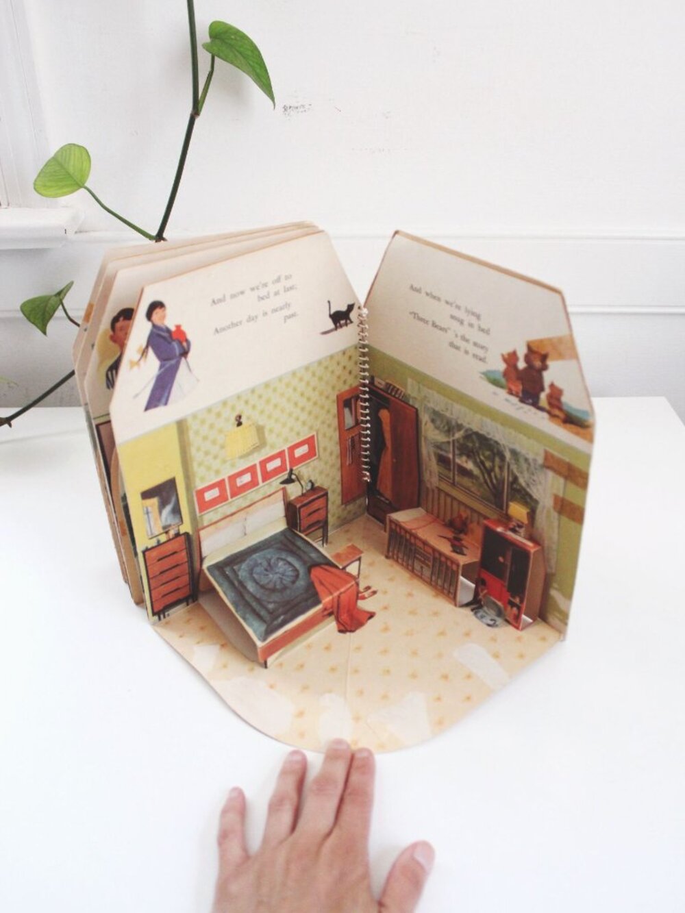 Vintage Dolls House Pop-Up Book Bancroft Publishers Childrens Holland 521A - Picture 6 of 7